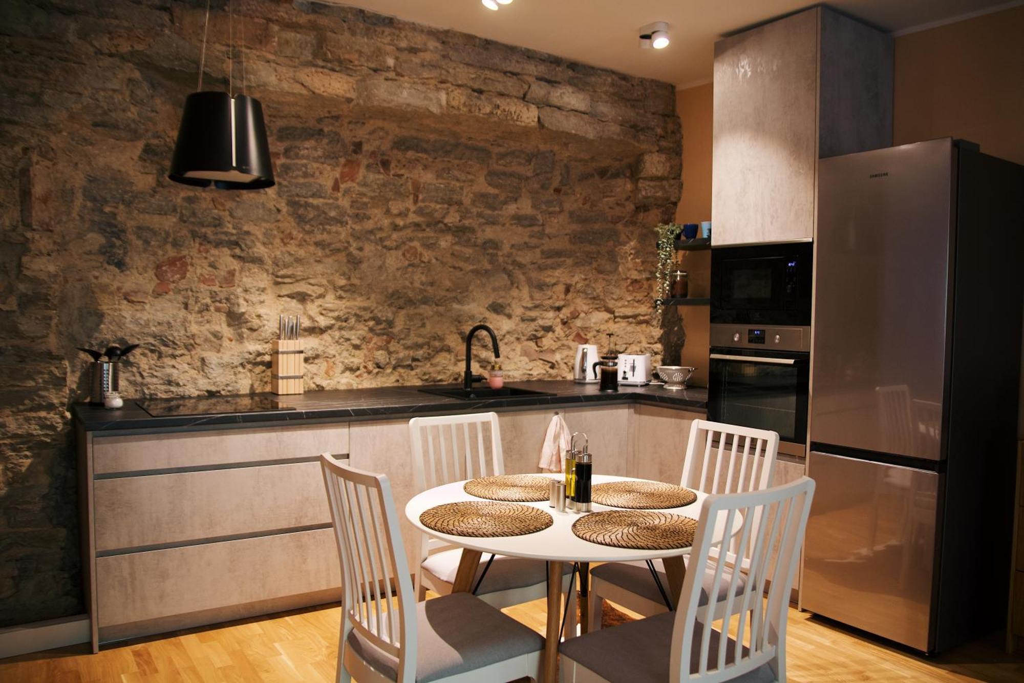 Apartment Old Town Nest